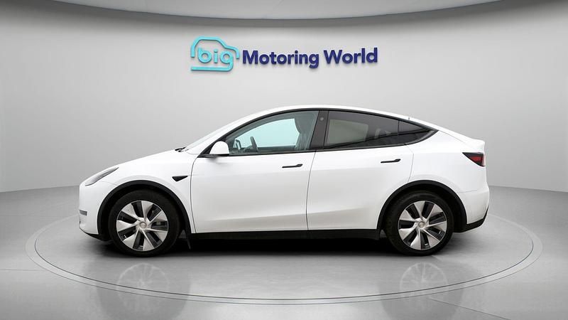Used Tesla Model Y Long Range AWD 378 kW (514 HP) 2022 White SUV