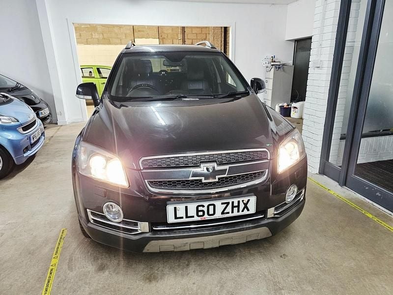 Black Used 2011 Chevrolet Captiva LTZ SUV | £3,495 - Image 1/4