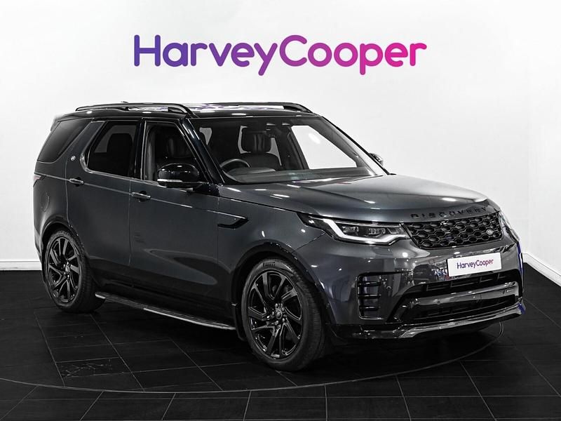 Grey Used 2022 Land Rover Discovery 5 HSE Dynamic SUV | £46,990 (A bit pricey) - Image 1/4