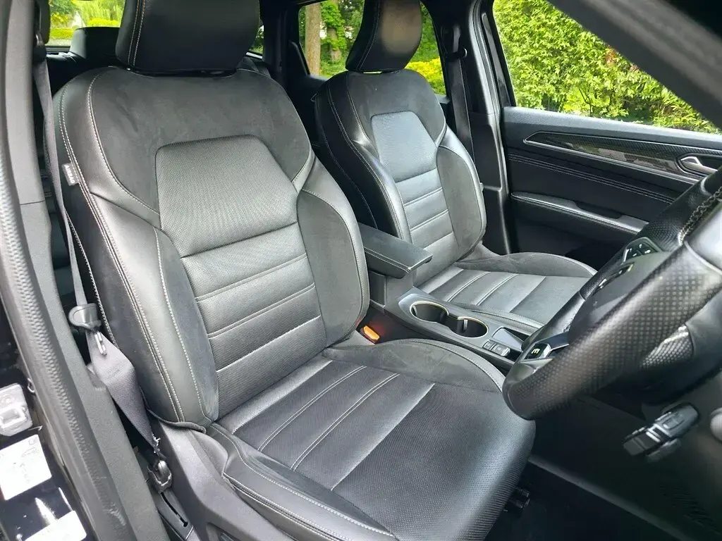Used Renault Arkana Engineered 140 HP (102 kW) 2023 Black SUV