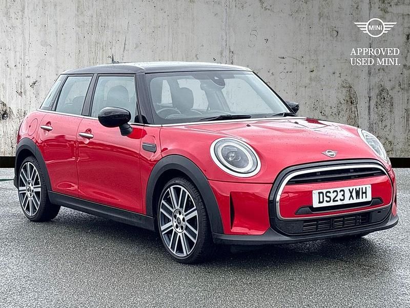 Red Used 2023 Mini Cooper Exclusive Hatchback | £20,492 (Fair price) - Image 1/4
