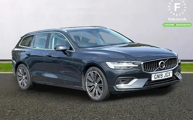 Used Volvo V60 Inscription 250 HP (183 kW) 2019 Estate