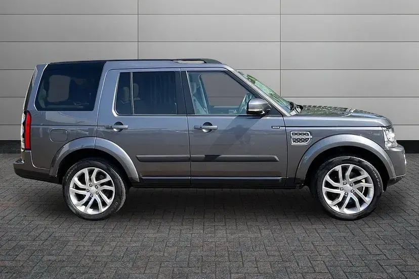 Used Land Rover Discovery 4 HSE Luxury 255 HP (187 kW) 2015 Corris grey SUV