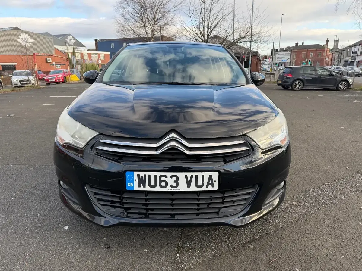 Używany Citroën C4 VTR Sport 90 KM (66 kW) 2013 Czarny Hatchback