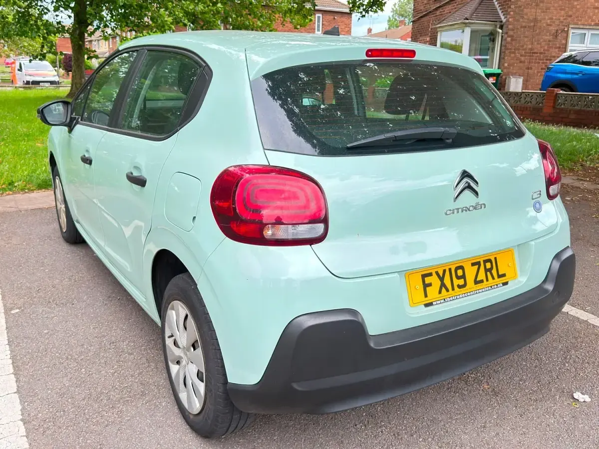 Used Citroën C3 PureTech 2019 Green Hatchback