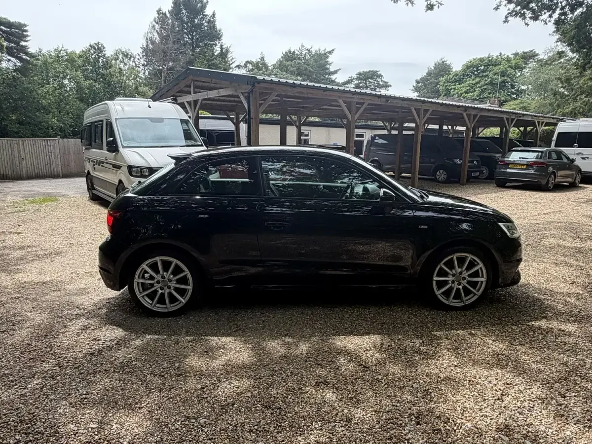 Used Audi A1 S-Line 125 HP (91 kW) 2018 Black Hatchback