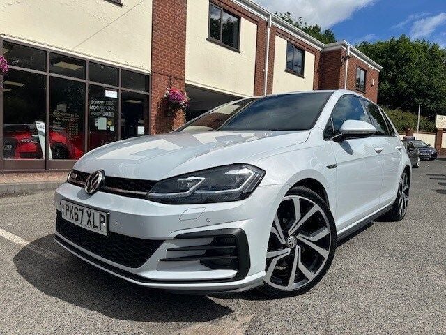 Silver Used 2017 VW Golf VII GTD Hatchback | £13,988 (A bit pricey) - Image 1/4
