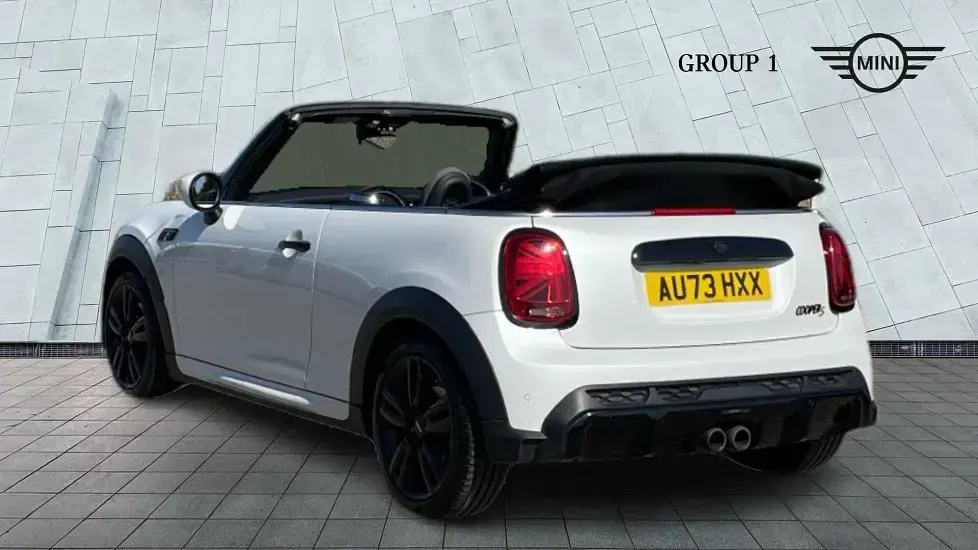 Used Mini Cooper S Cabriolet Sport 176 HP (129 kW) 2023 White Cabriolet