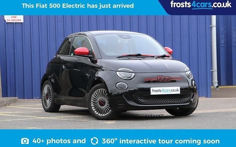 Used 2025 Fiat 500e Red Hatchback | £13,295 (Super price) - Image 1/4