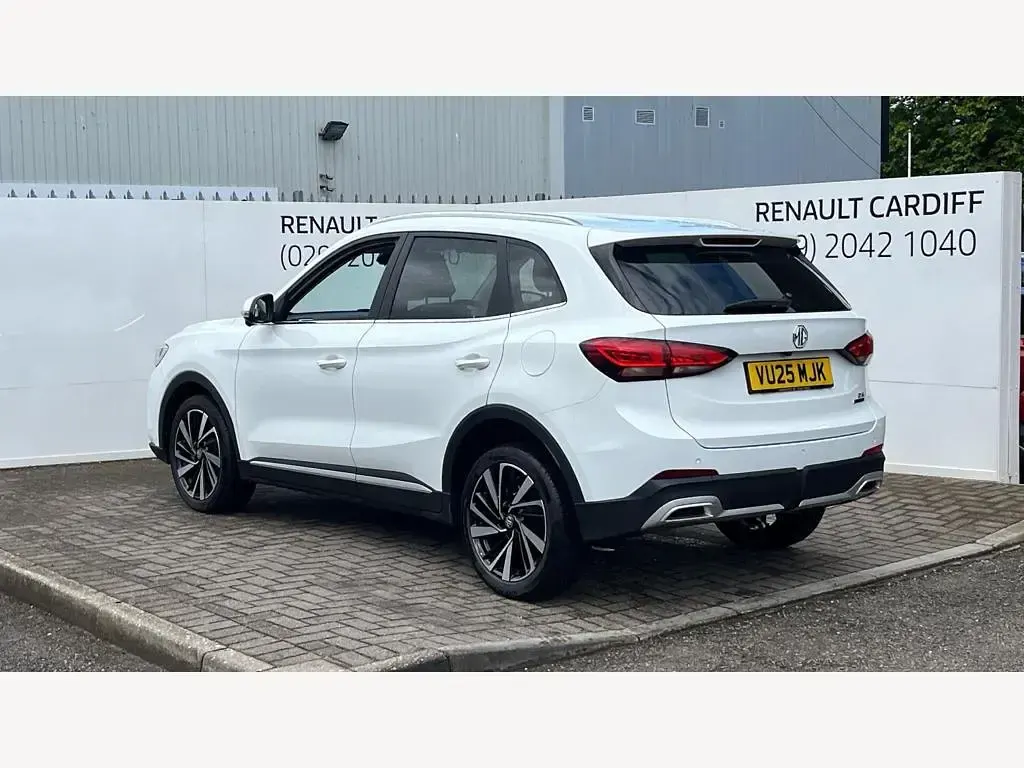 Used MG ZS 2025 White SUV