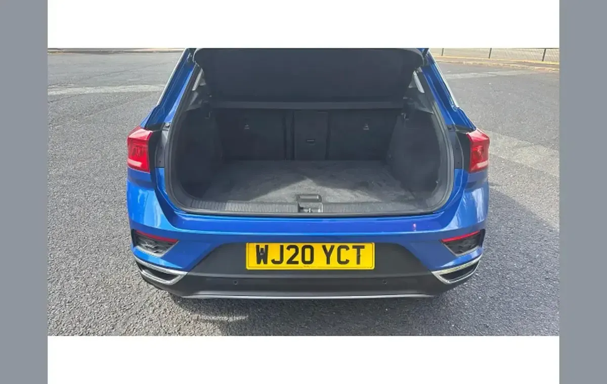 Used VW T-Roc Design 116 HP (85 kW) 2020 Blue SUV