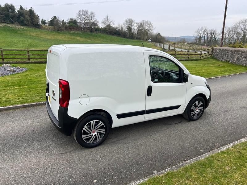 Used Fiat Fiorino 80 HP (58 kW) 2022 White MPV