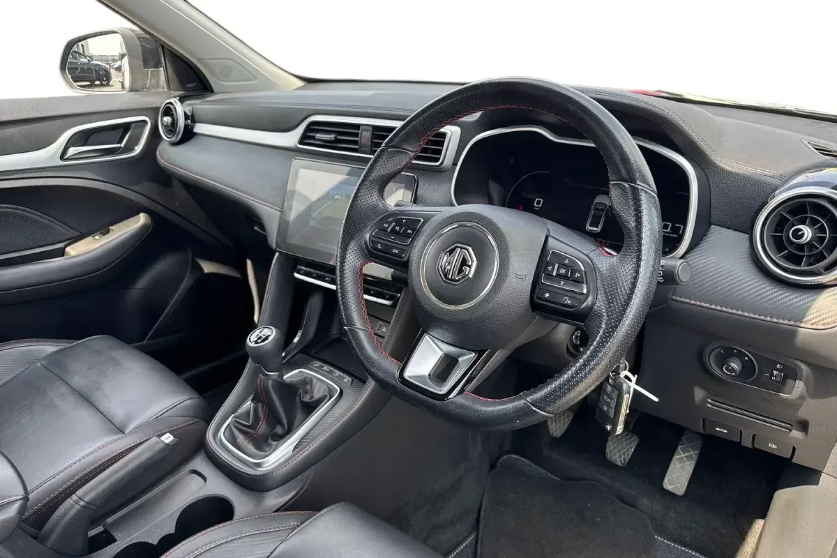Used MG ZS Exclusive 106 HP (77 kW) 2021 Black SUV