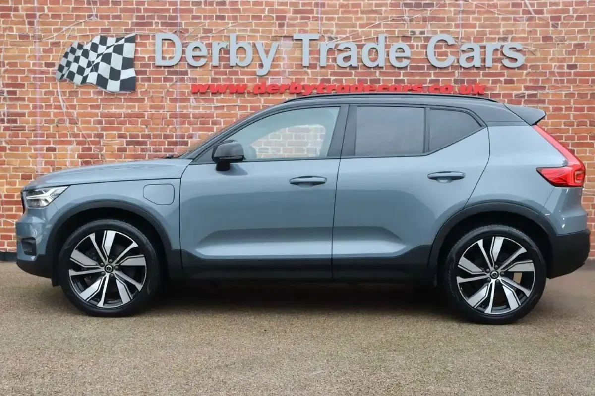 Used Volvo XC40 Ultimate 2022 Grey SUV