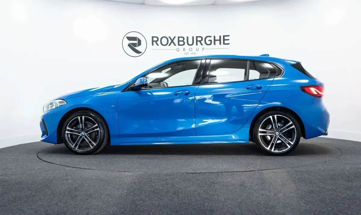 Used BMW 118 M Sport 140 HP (102 kW) 2020 Blue Hatchback