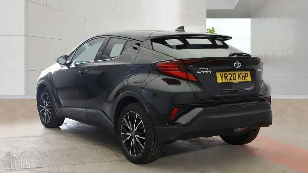 Used Toyota C-HR 122 HP (89 kW) 2020 Black SUV