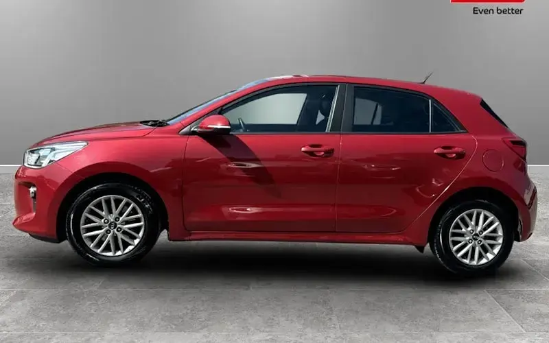 Used Kia Rio 101 HP (74 kW) 2019 Red Hatchback