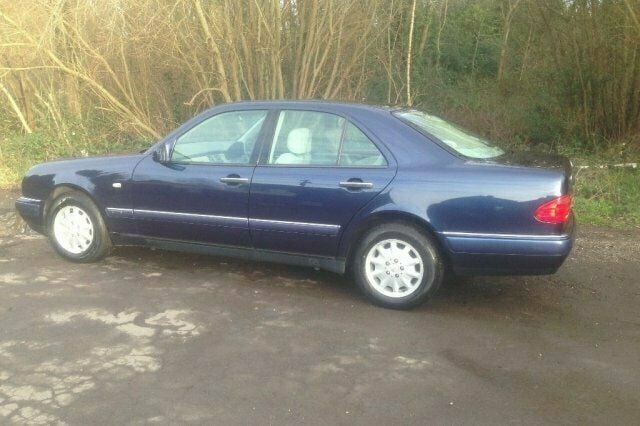 Used Mercedes E240 1999 Sedan