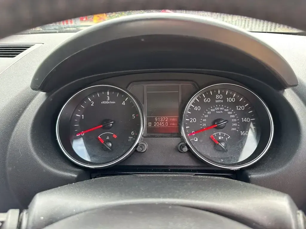 Used Nissan Qashqai 360º 110 HP (80 kW) 2013 White SUV