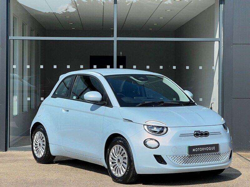 Blue New 2024 Fiat 500e Action Hatchback | £15,995 (Fair price) - Image 1/4