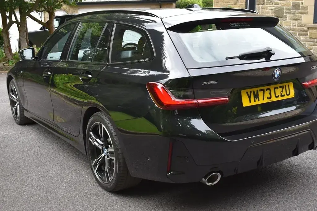 Used BMW 330e M Sport 292 HP (214 kW) 2023 Black Estate