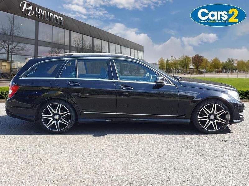 Begagnad Mercedes C220 AMG 2014 Svart Kombi