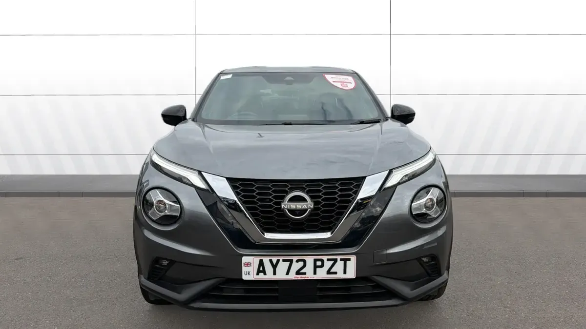 Used Nissan Juke Tekna 114 HP (83 kW) 2022 Grey SUV