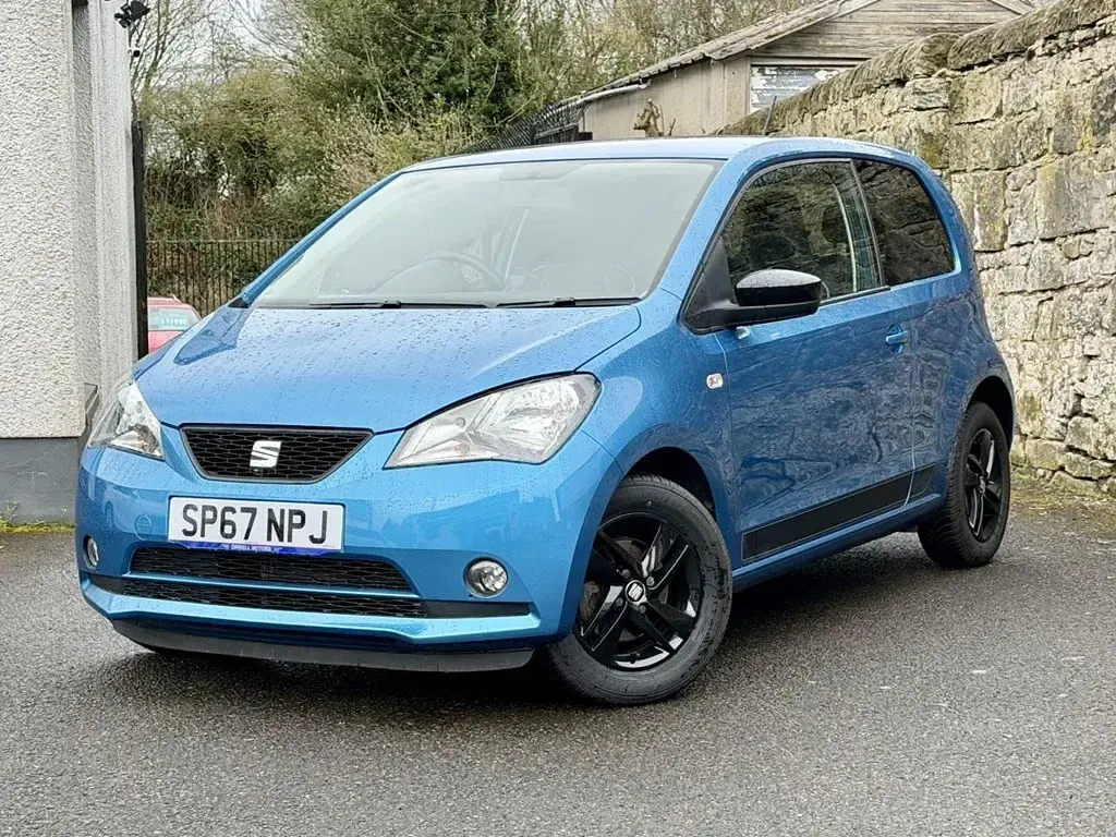 Used Seat Mii Design 60 HP (44 kW) 2017 Blue Hatchback