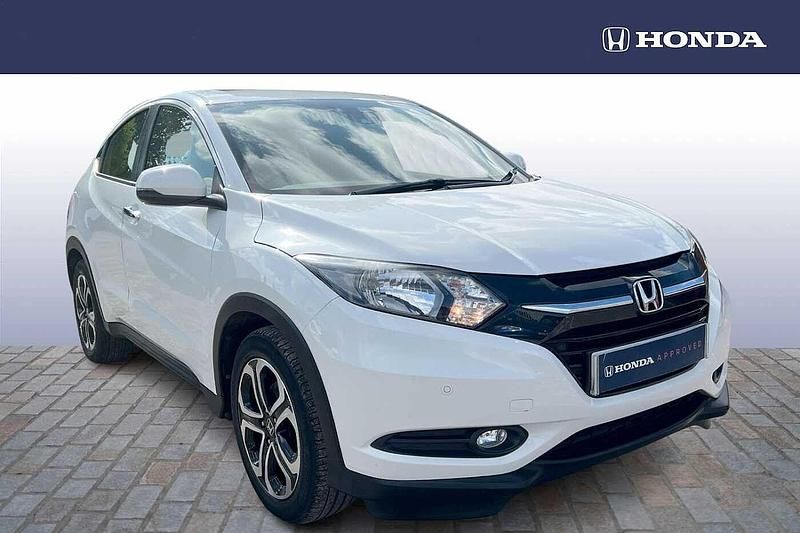 White orchid Used 2018 Honda HR-V SE SUV | £12,795 (Good price) - Image 1/4
