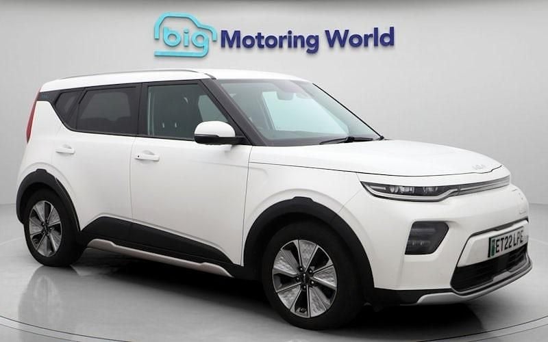 Used 2022 Kia Soul EV SUV | £12,600 (Fair price) - Image 1/4