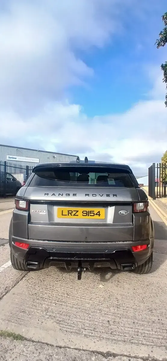 Used Land Rover Range Rover evoque HSE Dynamic 2017 Grey Estate