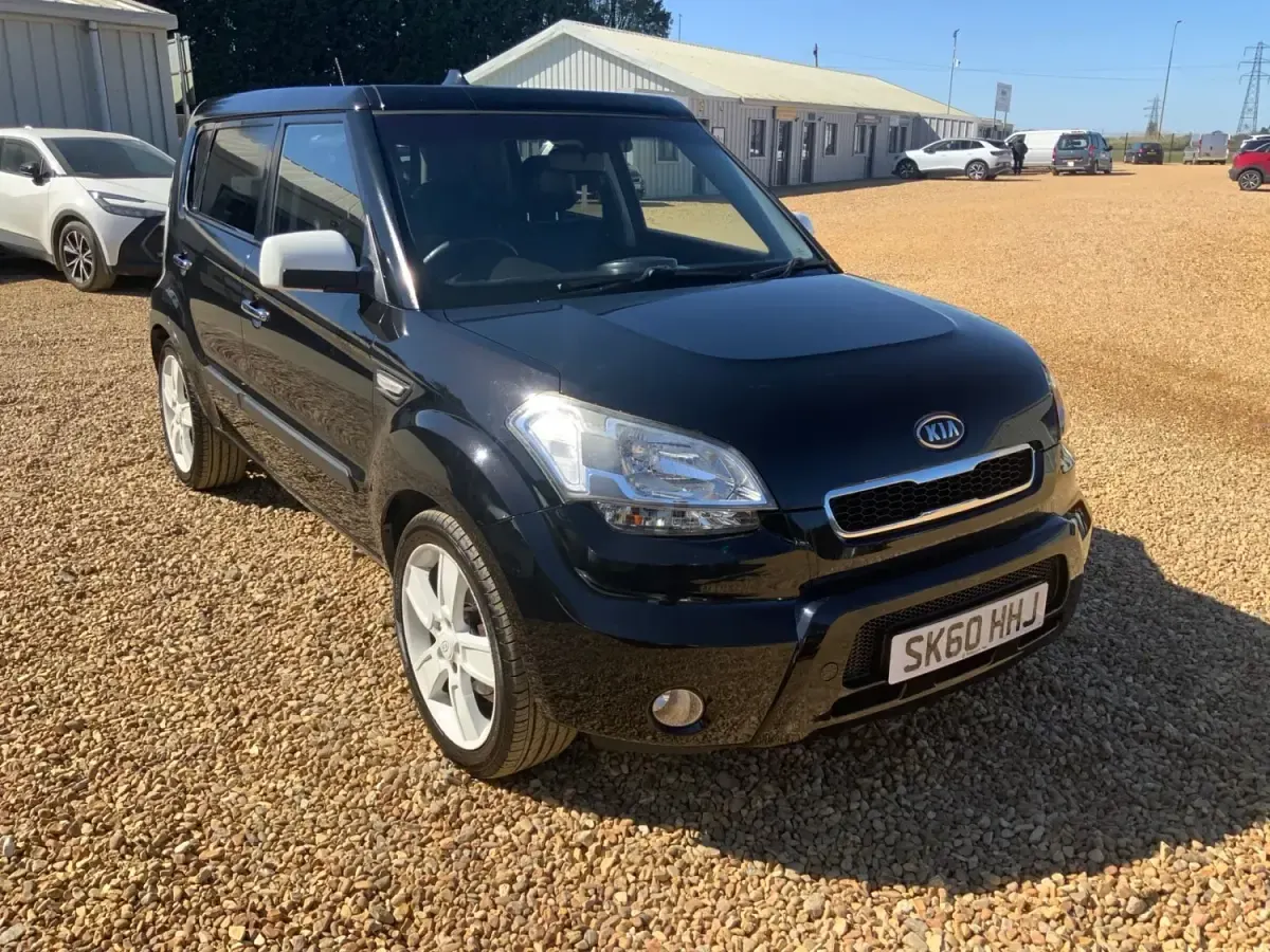 Usado Kia Soul 126 CV (92 kW) 2010 Negro SUV