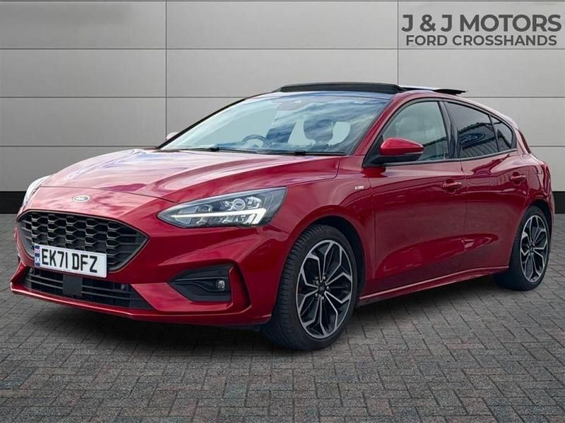 Used Ford Focus ST-Line X 2021 Red Hatchback