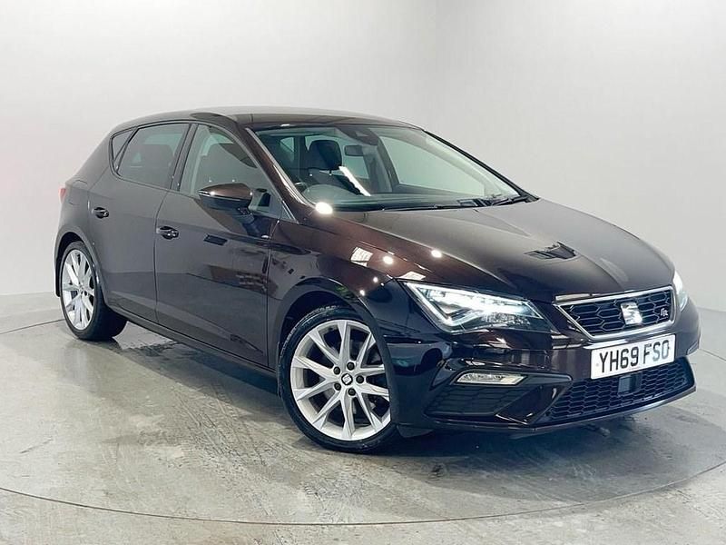 Mauve/purple Used 2020 Seat Leon FR Sport Hatchback | £15,499 (Fair price) - Image 1/4