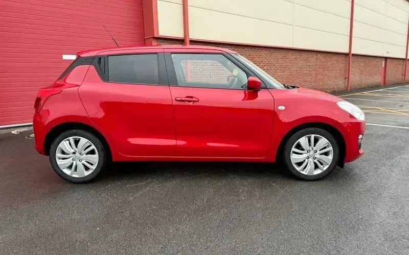 Used Suzuki Swift SZ-T 111 HP (81 kW) 2018 Red Hatchback
