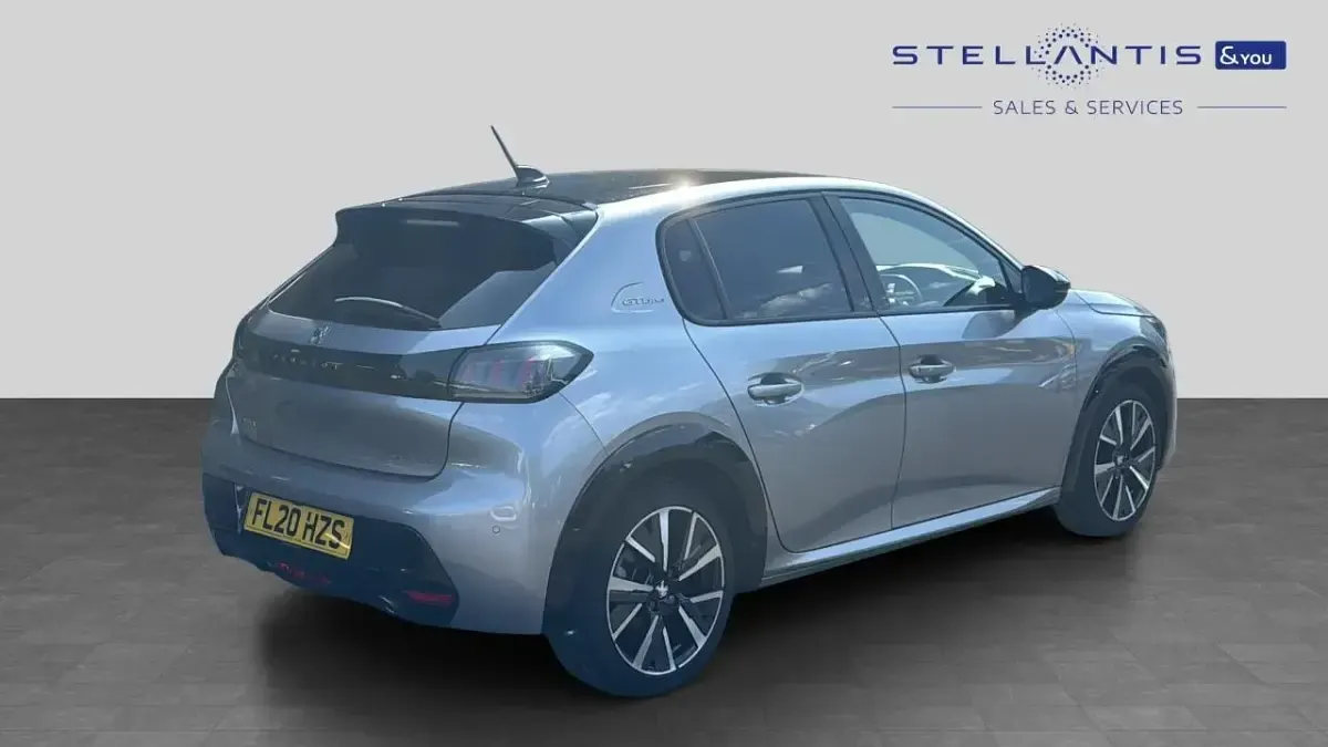 Used Peugeot 208 GT-line 99 HP (72 kW) 2020 Grey Hatchback