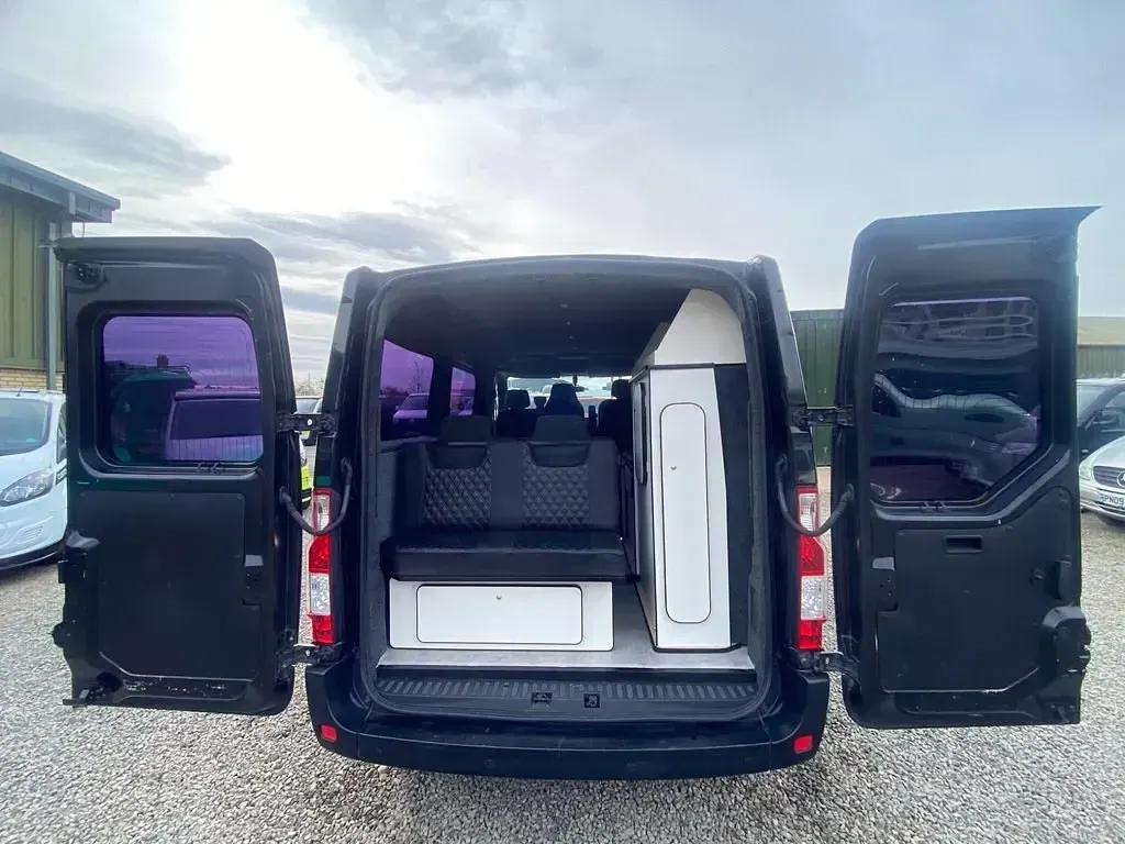 Begagnad Renault Master 2013 Svart Van