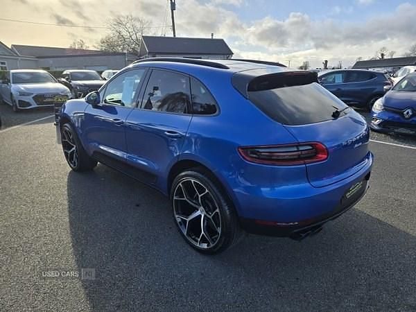 Used Porsche Macan 252 HP (185 kW) 2018 Blue SUV