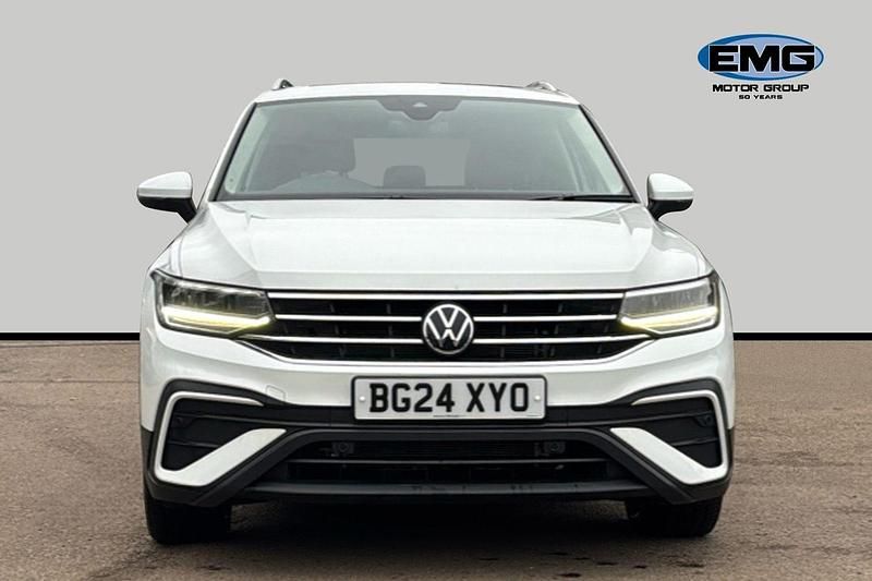 Used VW Tiguan Allspace Life 150 HP (110 kW) 2024 White SUV
