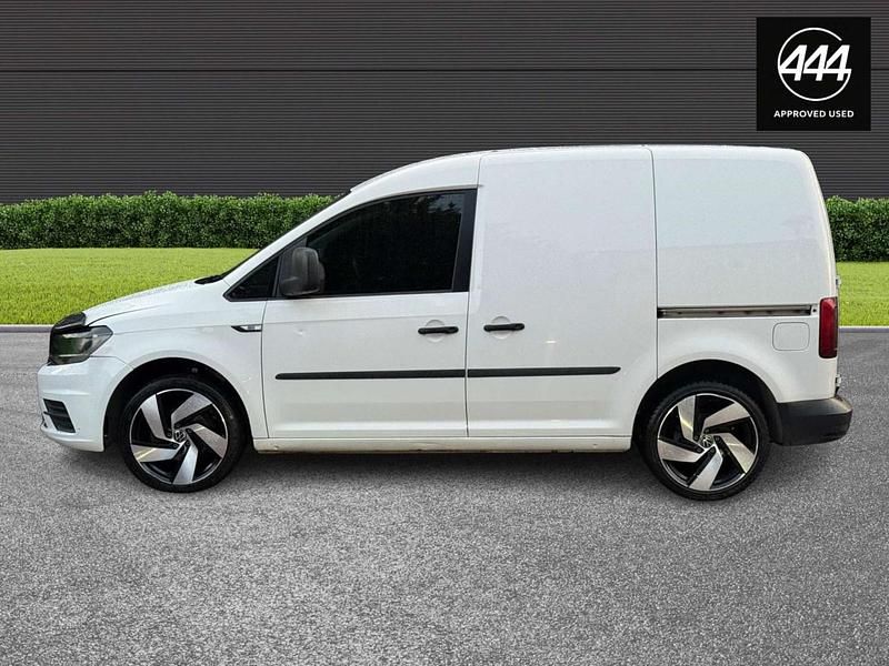 Used VW Caddy Startline 102 HP (75 kW) 2016 White MPV
