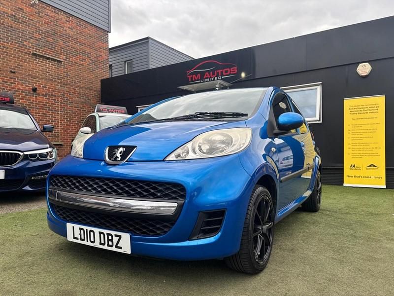 Used Peugeot 107 68 HP (50 kW) 2010 Blue Hatchback
