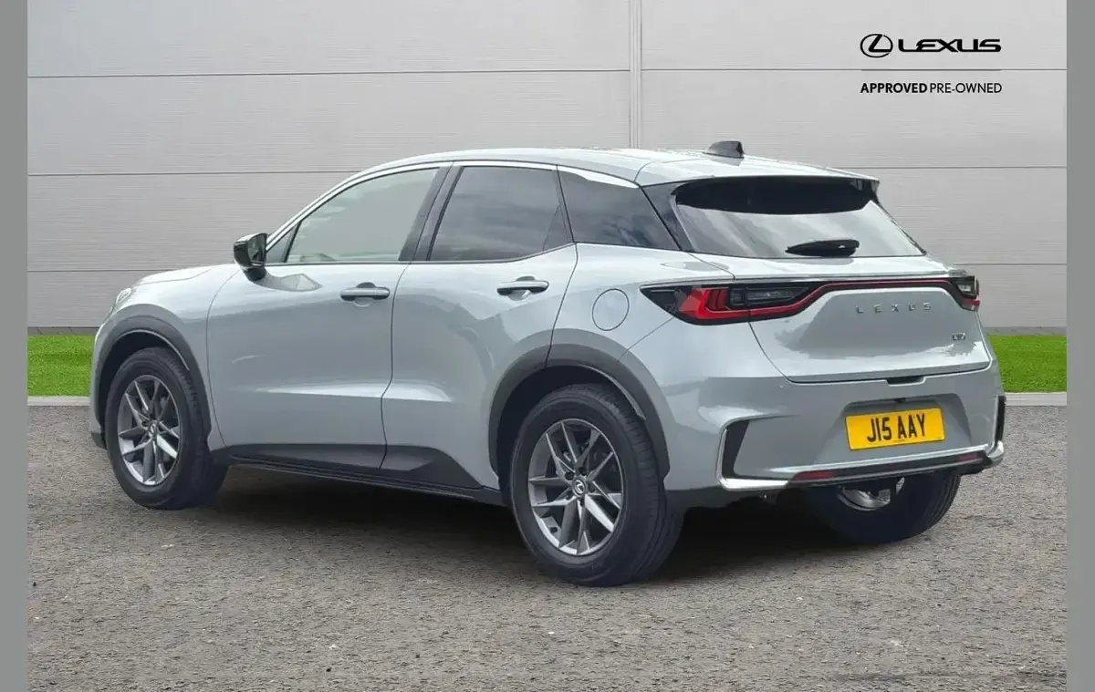Used Lexus LBX 134 HP (98 kW) 2025 Grey SUV