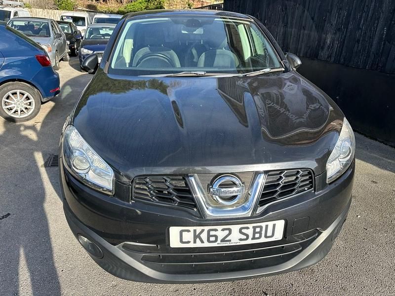 Used Nissan Qashqai Acenta 117 HP (86 kW) 2012 Black SUV