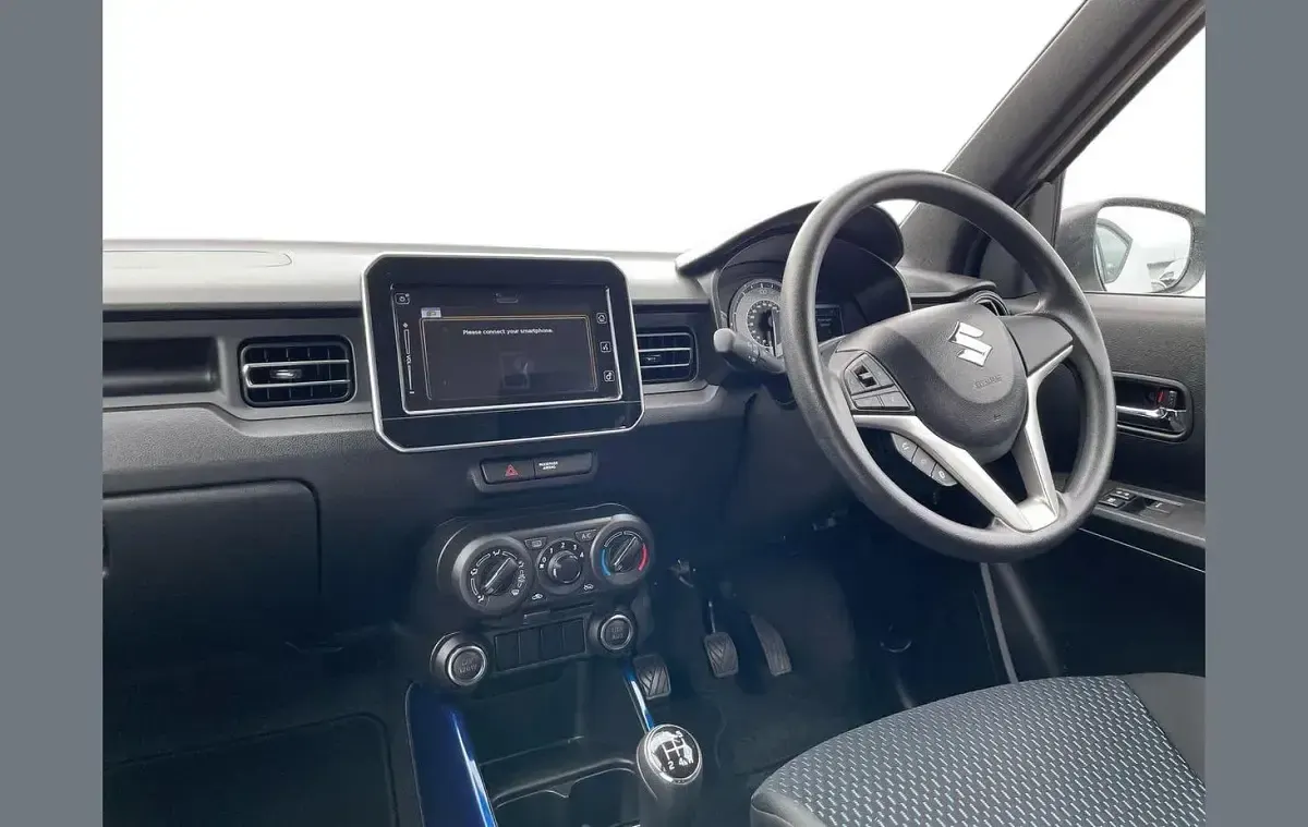 Used Suzuki Ignis SZ-T 83 HP (61 kW) 2021 White SUV