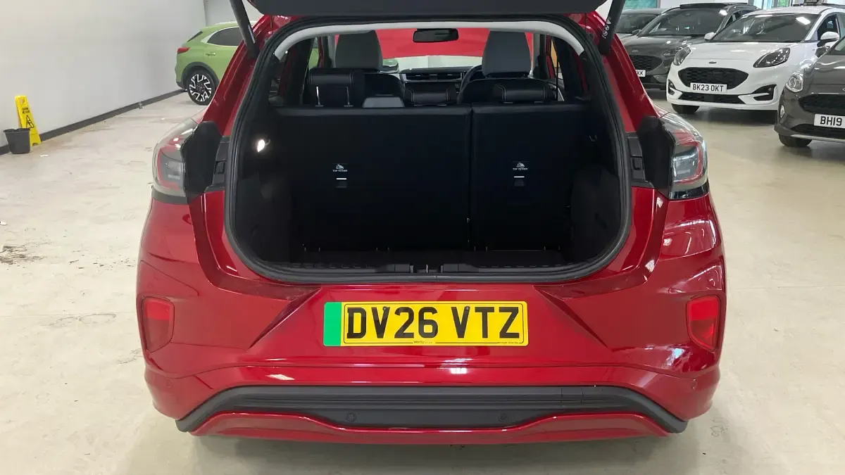 New Ford Puma Premium 122 kW (167 HP) 2025 Red SUV