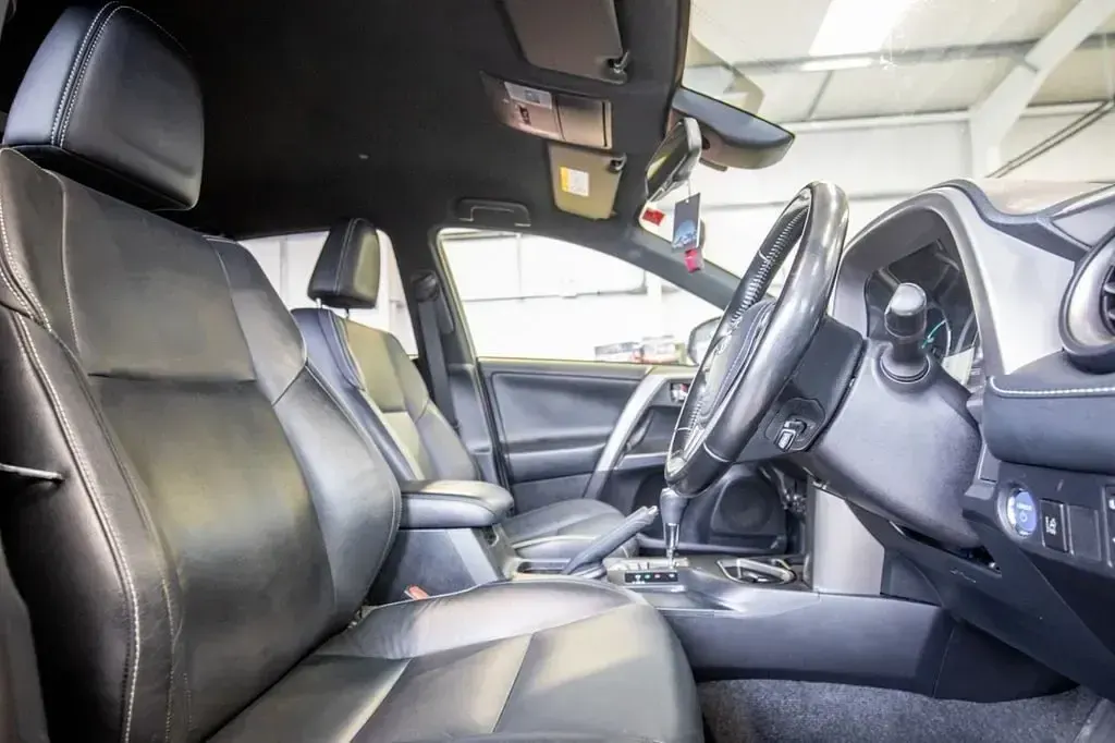 Begagnad Toyota RAV4 197 HK (144 kW) 2018 Blå SUV