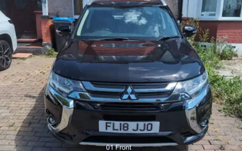 Used Mitsubishi Outlander P-HEV 203 HP (149 kW) 2016 Estate