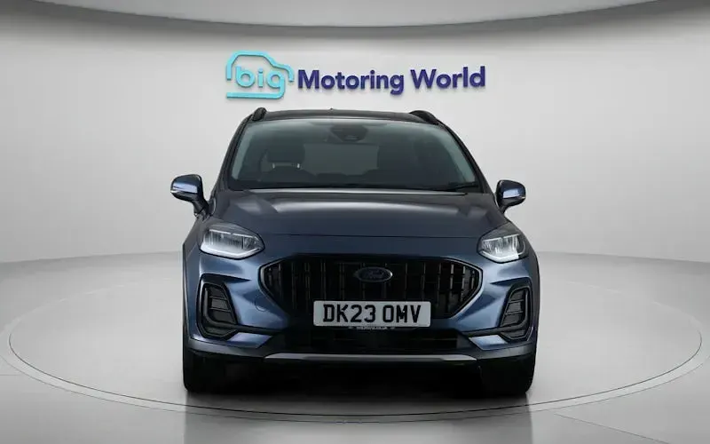 Begagnad Ford Fiesta Active X 101 HK (74 kW) 2023 Blå Halvkombi