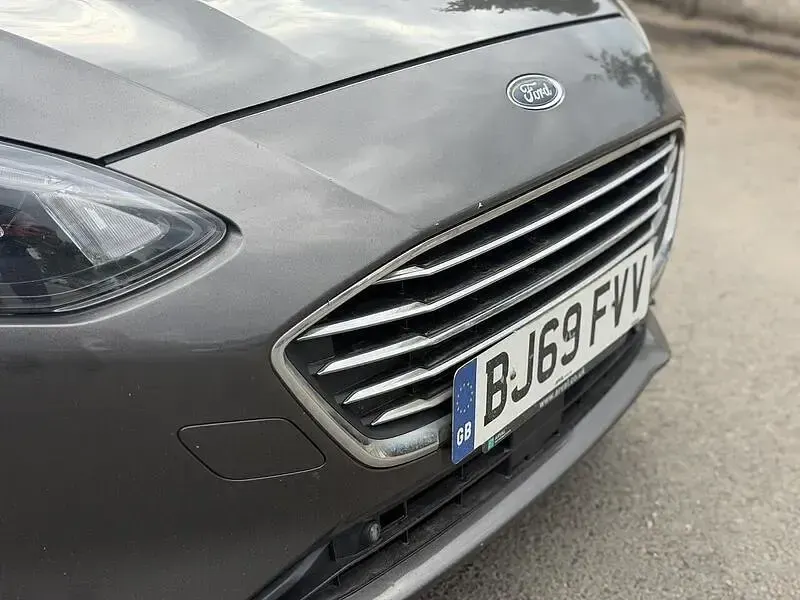 Used Ford Focus Titanium 125 HP (91 kW) 2019 Grey Hatchback