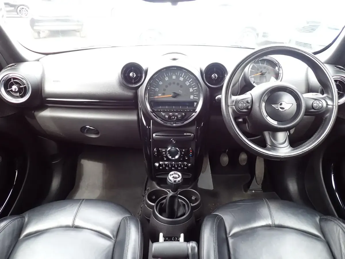 Used Mini Cooper D Countryman 112 HP (82 kW) 2016 Grey SUV